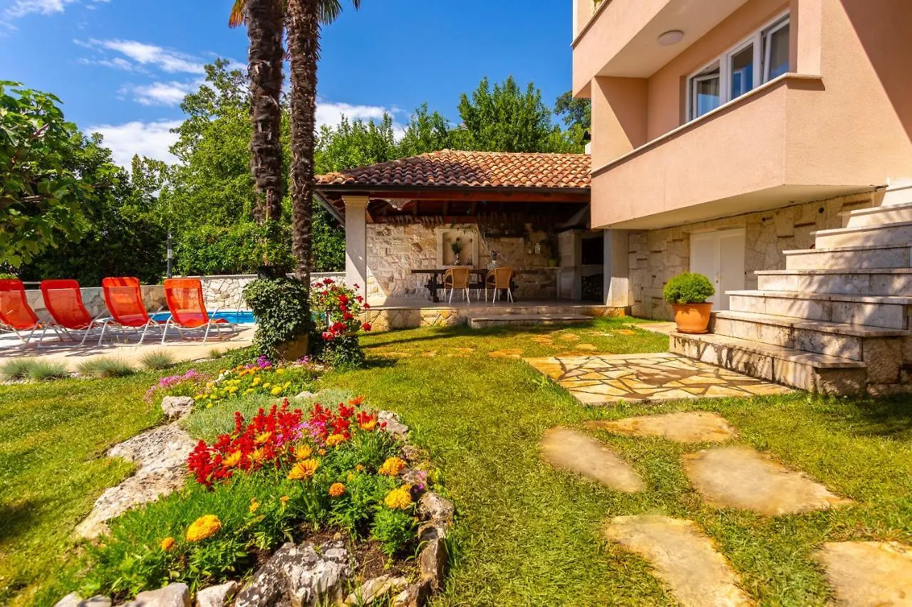 Apartmani Gabi Njivice Apartment