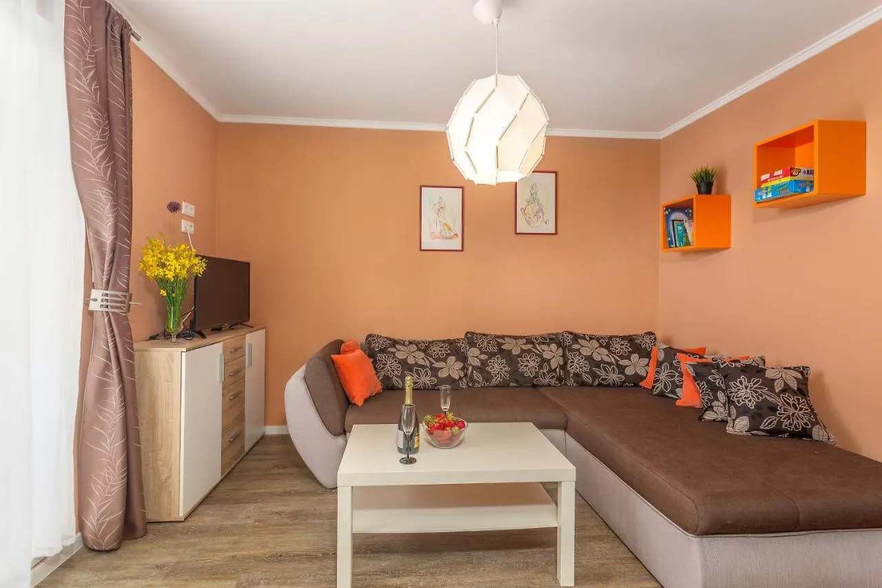 Apartmani Gabi Njivice Croatia