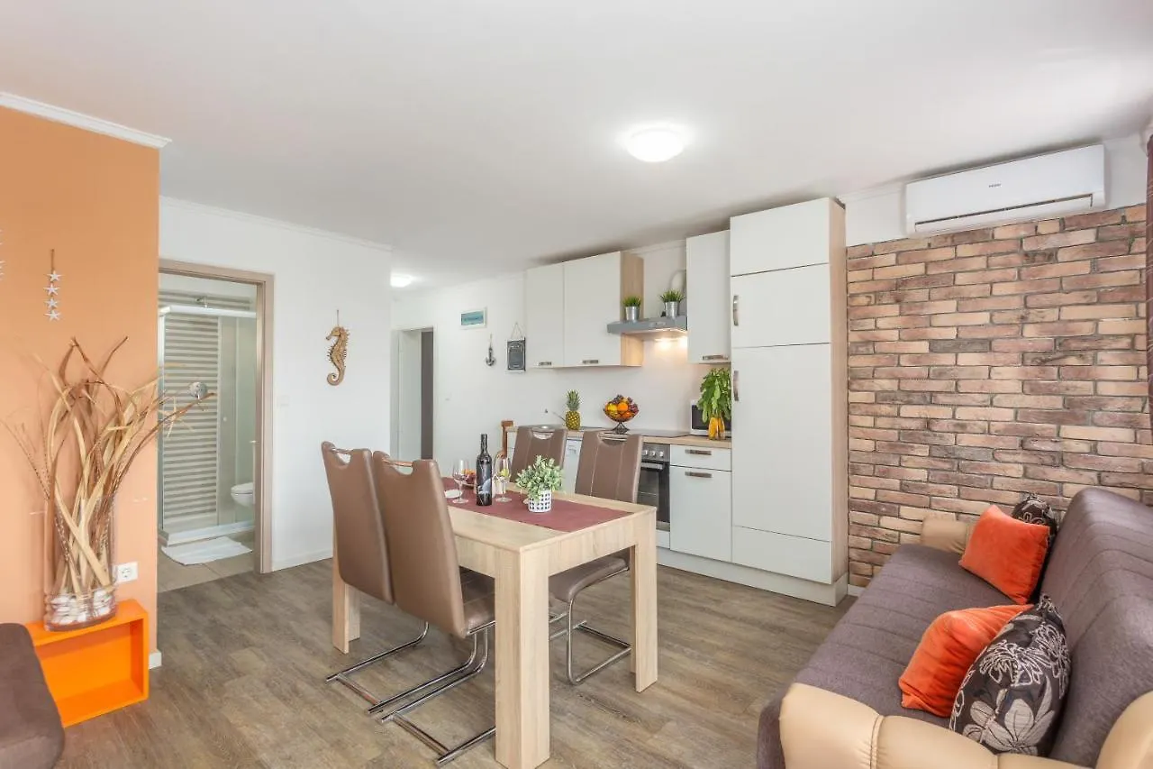 Apartmani Gabi Njivice